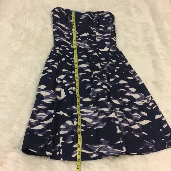 H&M Printed Strapless Dress - Picture 5 of 8